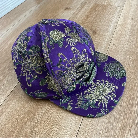 Supreme USA Unisex Eastern Floral Mettalic Threaded Spellout Snapback Hat - Picture 2 of 5